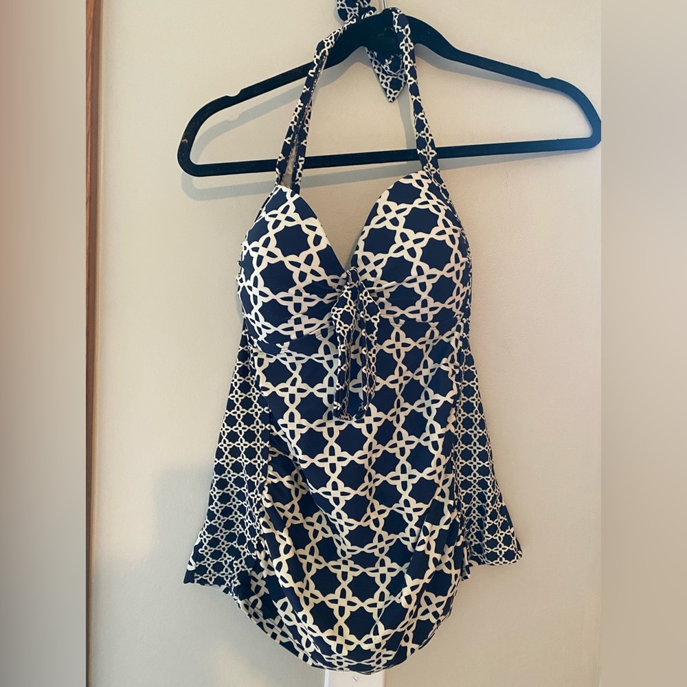 Maternity bathing suit top